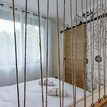 Saint Martial - Stationnement - Clim