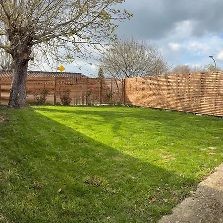 Saint Martial - Stationnement - Clim شقة